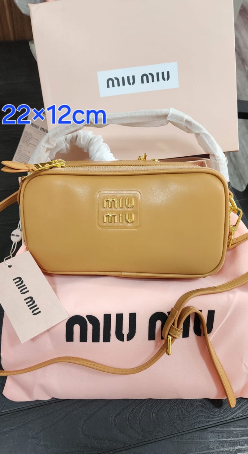 Carteras Miu Miu – Estilo y Elegancia que Hablan por Ti - Imagen 7